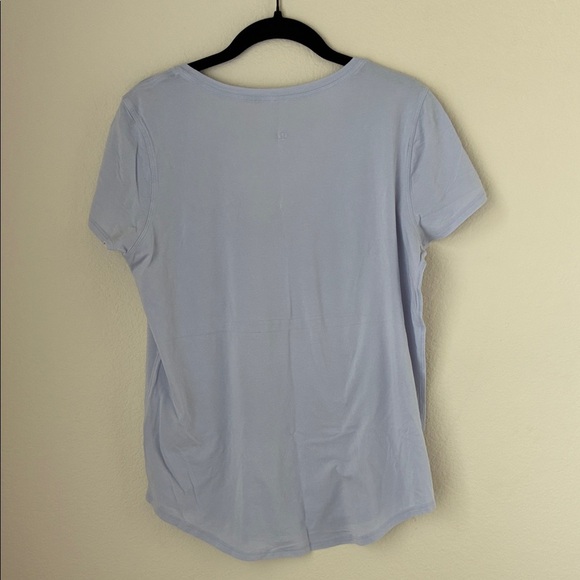 lululemon athletica Sky Blue V-Neck Tee - Picture 3 of 4